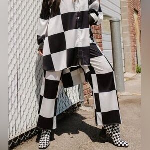 Dressed in LALA XL ultra checked white & black PANTS ONLY New without tags